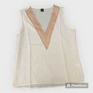 ⚡️(NWOT) V-Neck Sleeveless Top Tank Blouse ~ Size S ⚡️